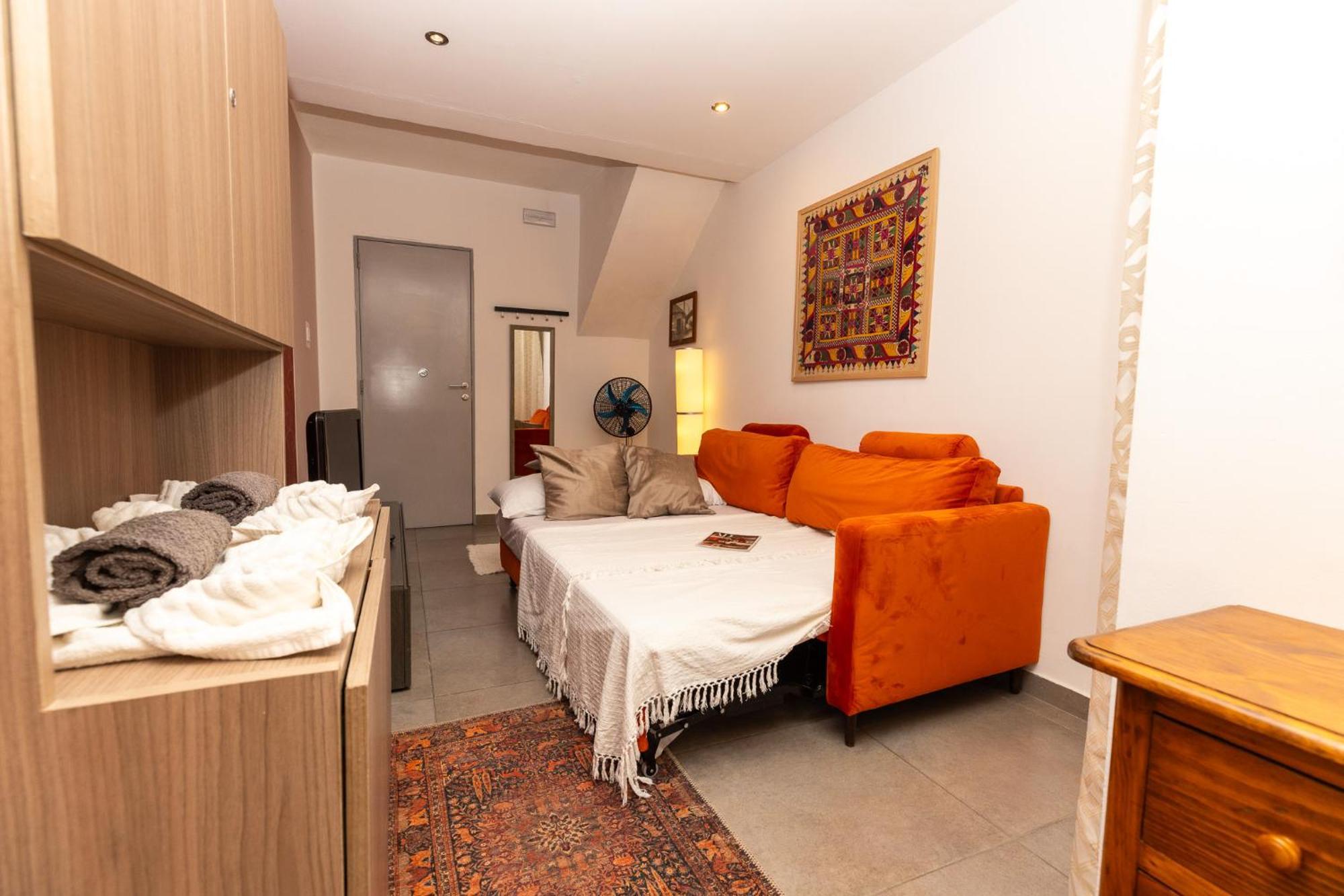 Pinewood Apartment Saint Julian's Bagian luar foto