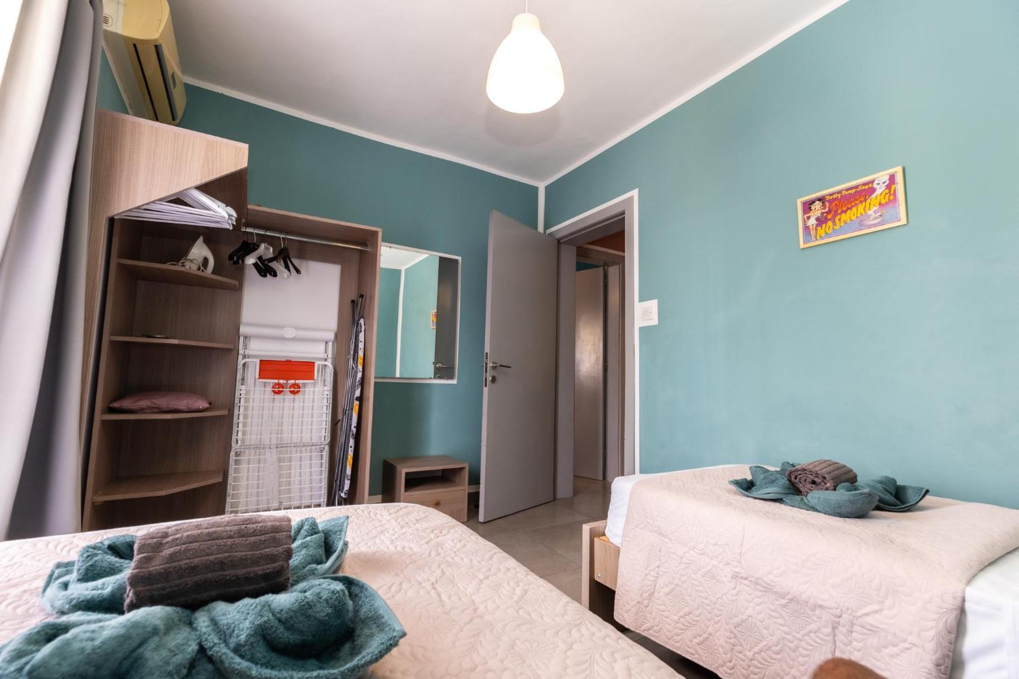 Pinewood Apartment Saint Julian's Bagian luar foto