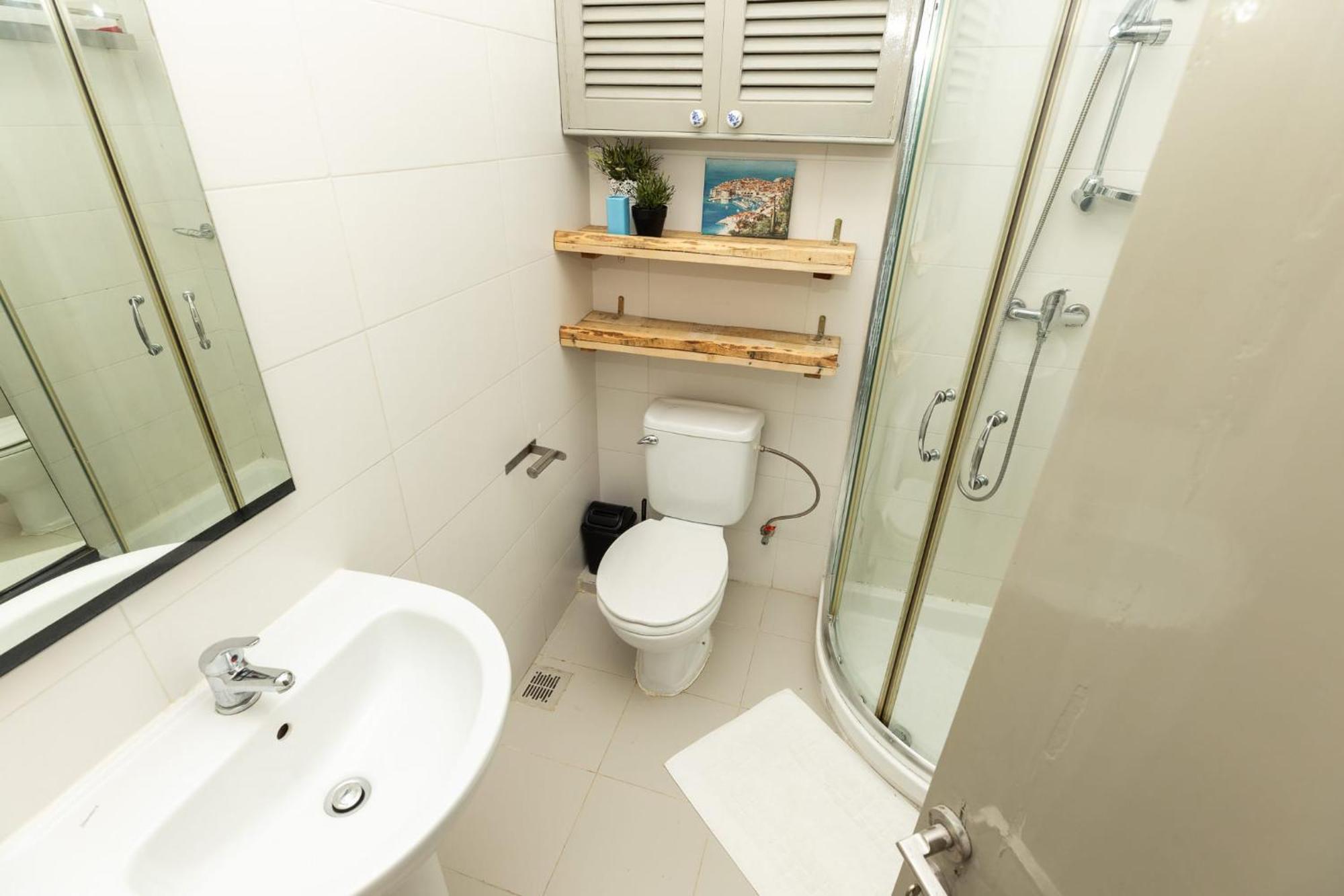 Pinewood Apartment Saint Julian's Bagian luar foto